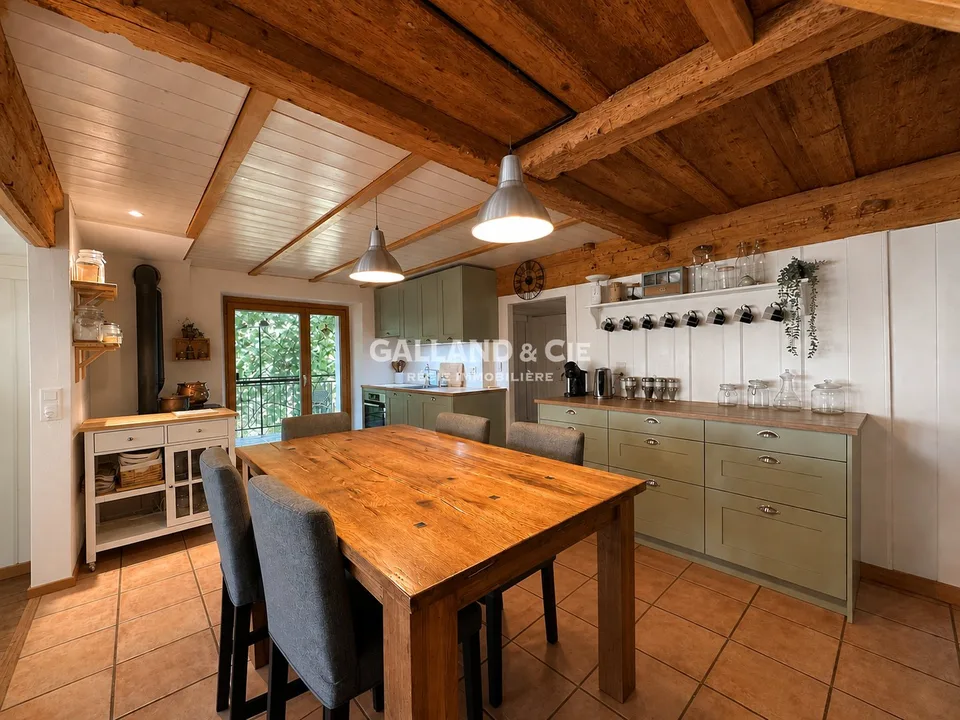 Maison authentique de 2 appartements - À 3 min d'Oron-la-Ville