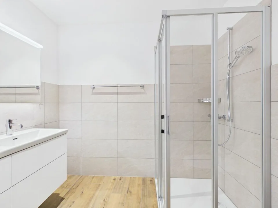 NEUBAU-HIGHLIGHT MIT HOCHWERTIGEM AUSBAU