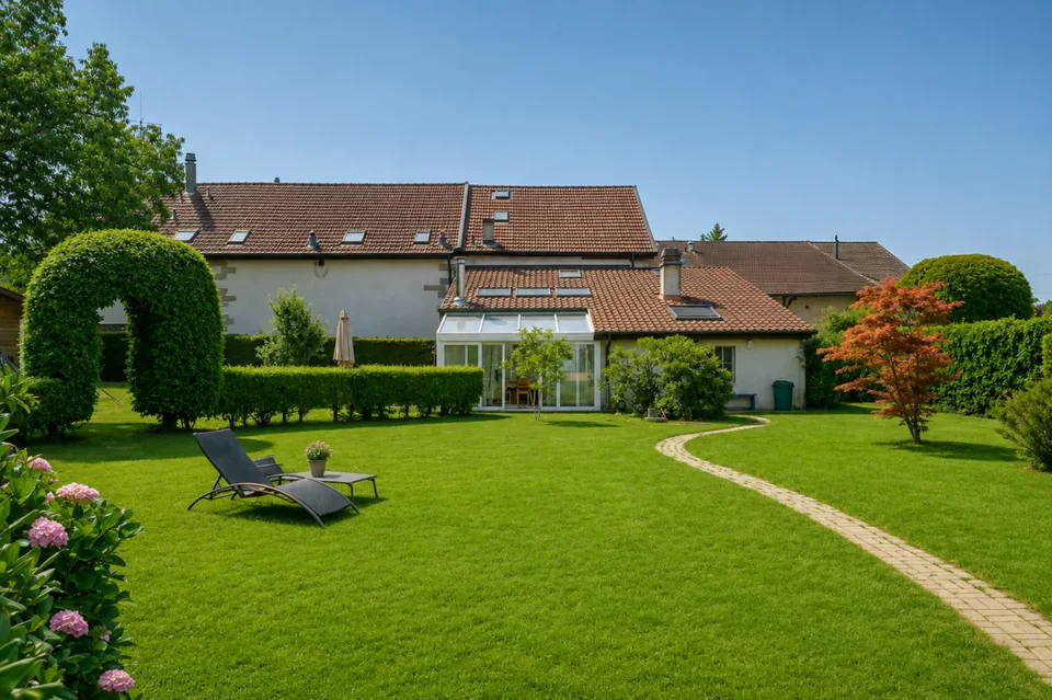 Schönes Gebäude aus dem 16. Jahrhundert auf einem 1400 m2 großen Grundstück