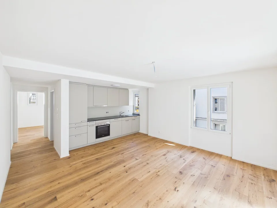 First occupancy - Totally renovated 3.5-room apartment in a quiet location