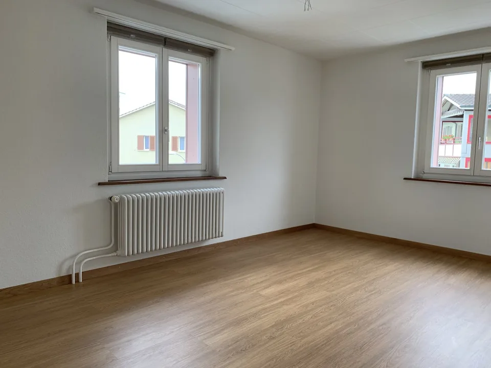 schöne 4 Zimmerwohnung