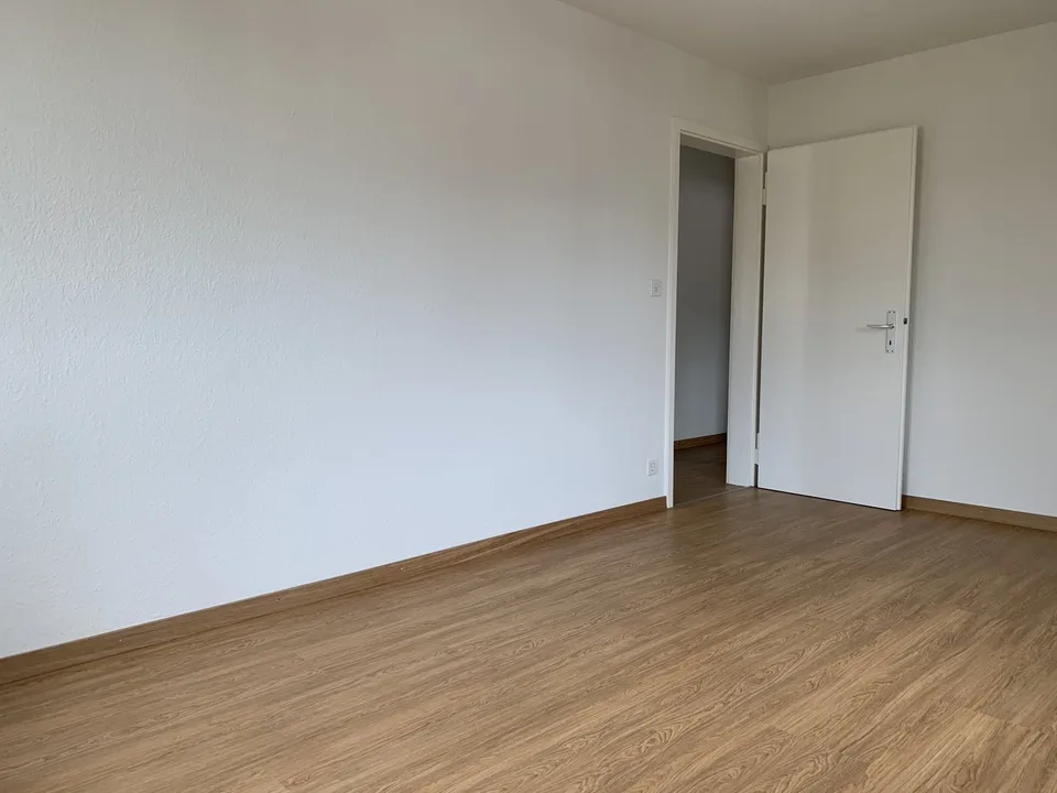 schöne 4 Zimmerwohnung