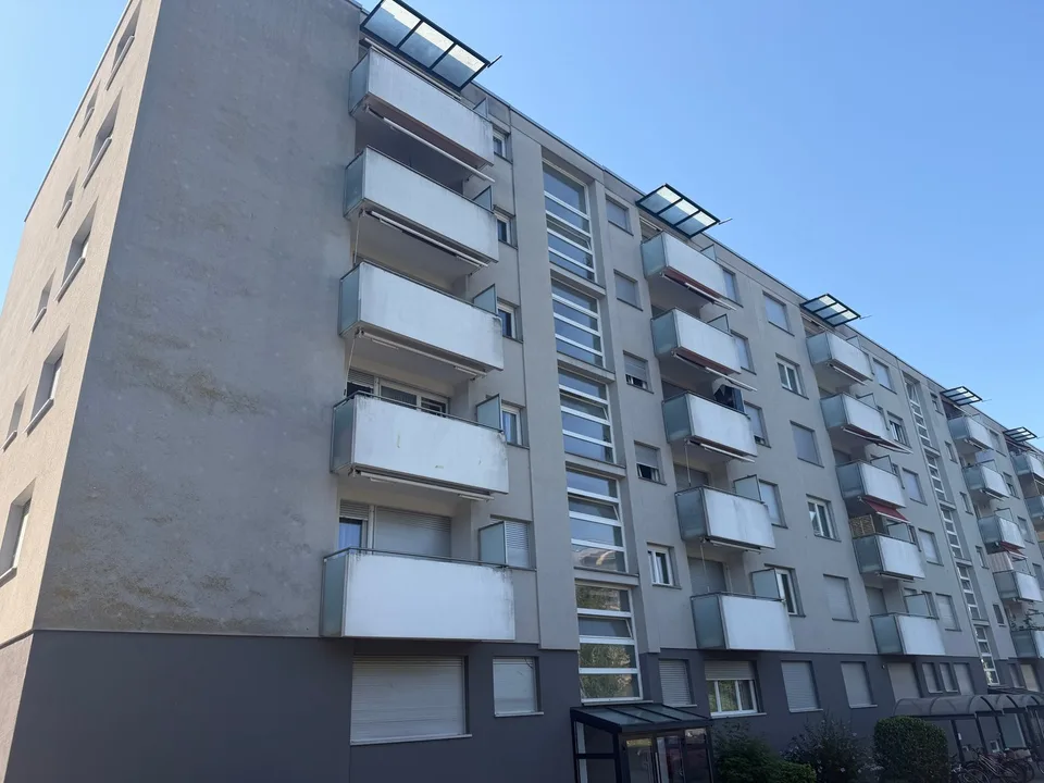 Zweizimmerwohnung mit Balkon in Yverdon-les-Bains