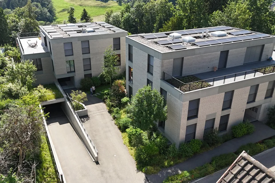 Appartamento attico moderno 3.5 locali con vista imprenabile