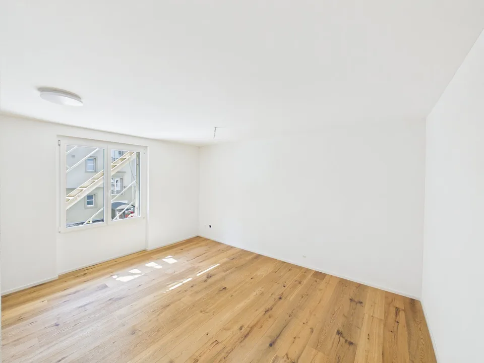 First-time rental - Totally renovated 2-room apartment in a quiet location