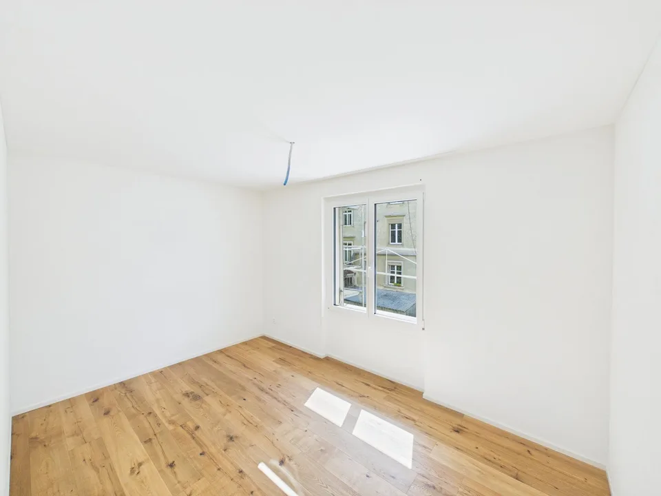 First-time rental - Totally renovated 2-room apartment in a quiet location