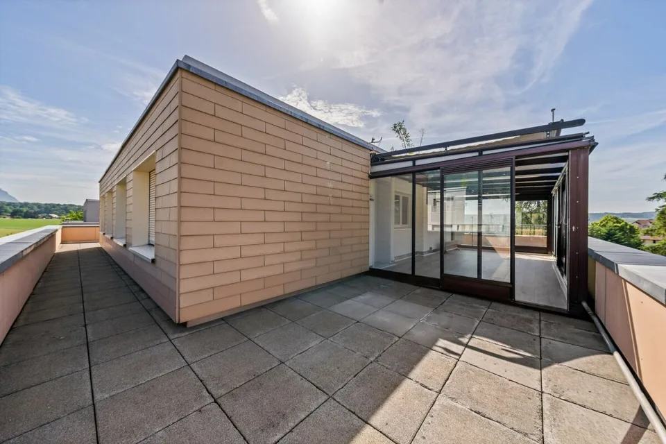 Move in and feel at home - 4.5 room attic apartment with a great view!