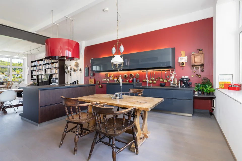 Industrial Loft-Maisonette mit Aussicht und Charakter