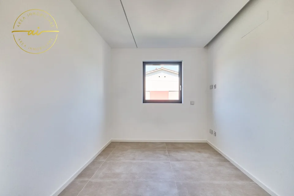Nouvel appartement 3.5 pièces avec jardin à Balerna N1