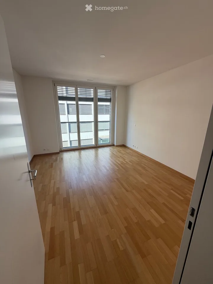 Mitten in Basel, trotzdem ruhig / Central Basel without the noise – 2.5 Zimmer mit Loggia