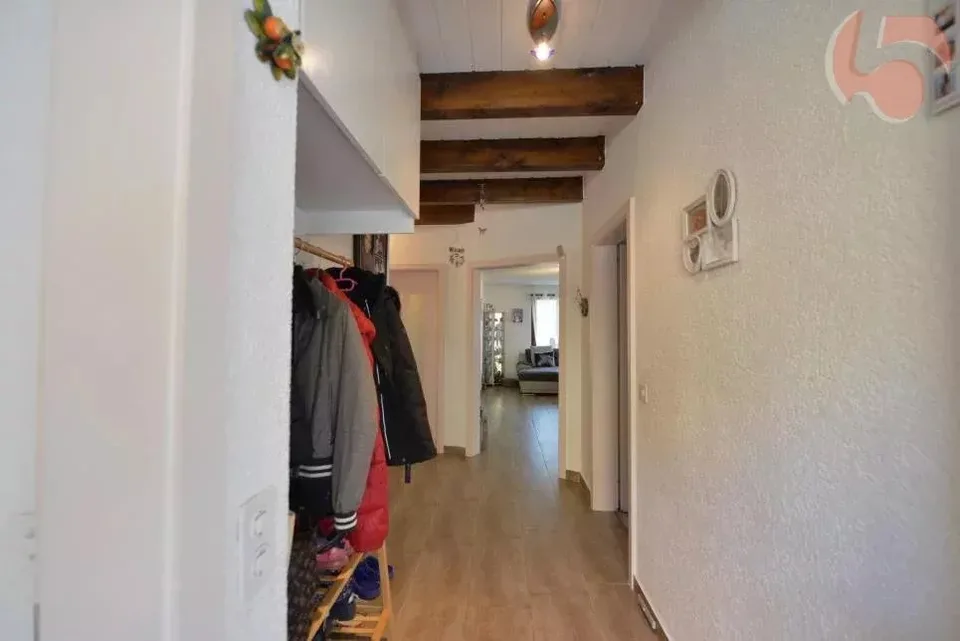 Prachtvolle 6.5-Zimmer-Villa mit Werkstatt und großem Garage
