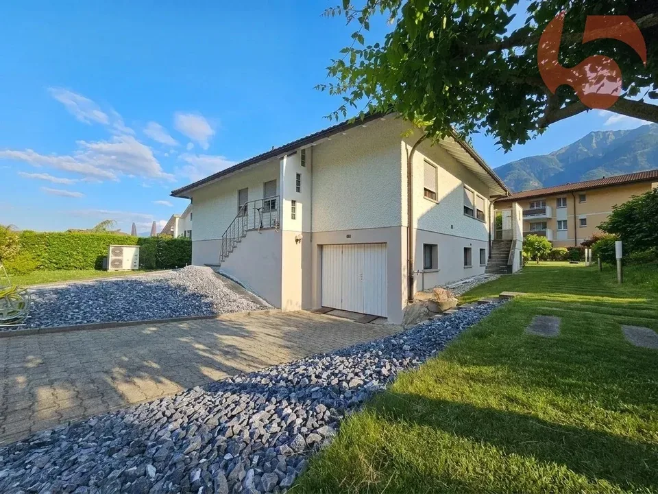 Magnifique villa de 6.5 Pièces avec atelier et un grand garage
