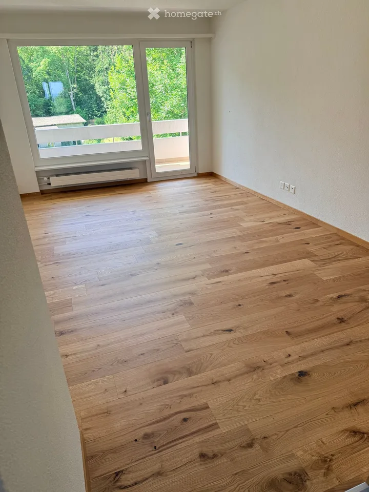 3.5-Zimmer-Wohnung mit Balkon und schöner Aussicht an ruhiger Lage in Kreuzlingen