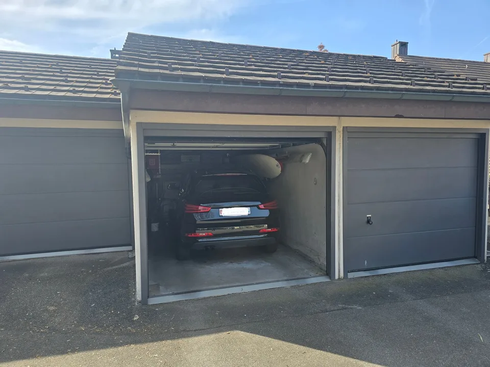 Deliziosa casa a schiera di 5 locali con giardino a Uster