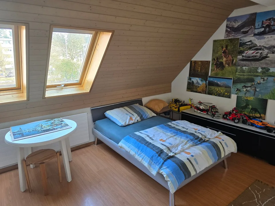Deliziosa casa a schiera di 5 locali con giardino a Uster