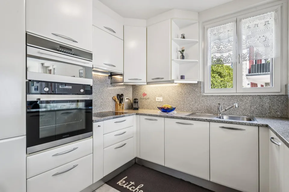 Grosszügiges Ferienhaus - la vostra casa in pieno centro