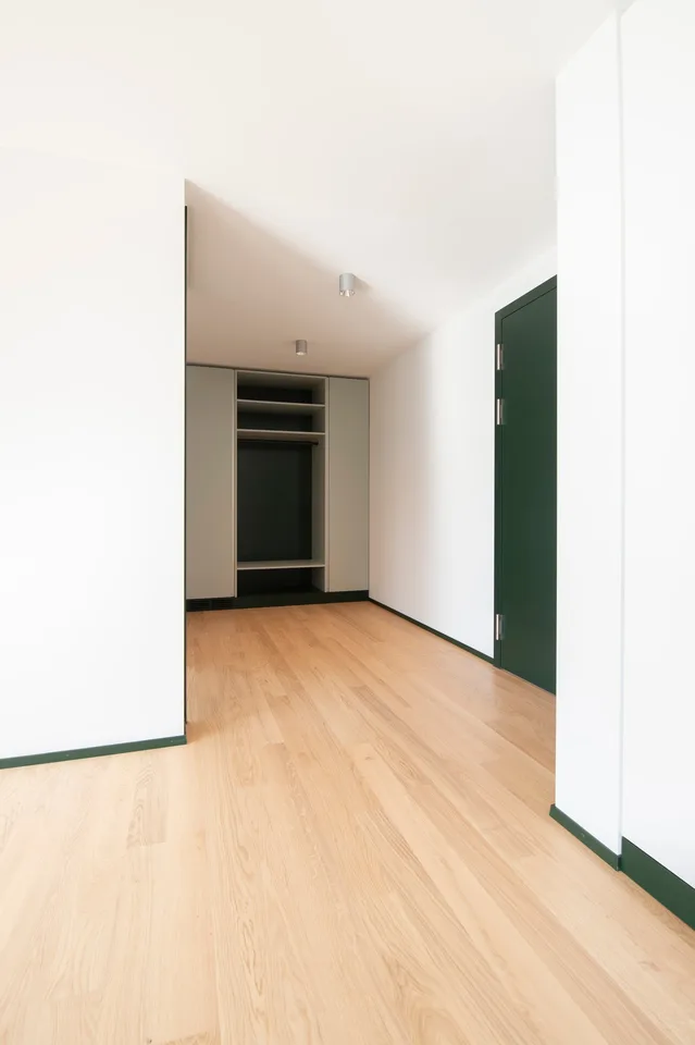 Appartement en rez-de-chaussée lumineux et haut de gamme dans un quartier calme