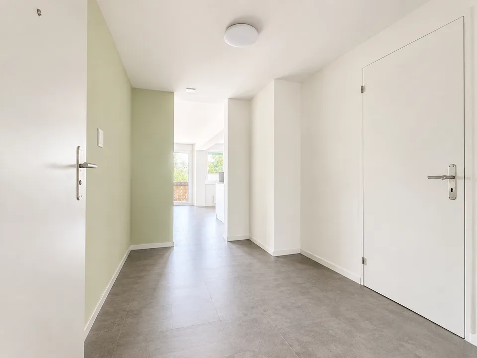 Modern und ruhig wohnen in Aesch – 3.5 Zimmer mit Balkon und Lift