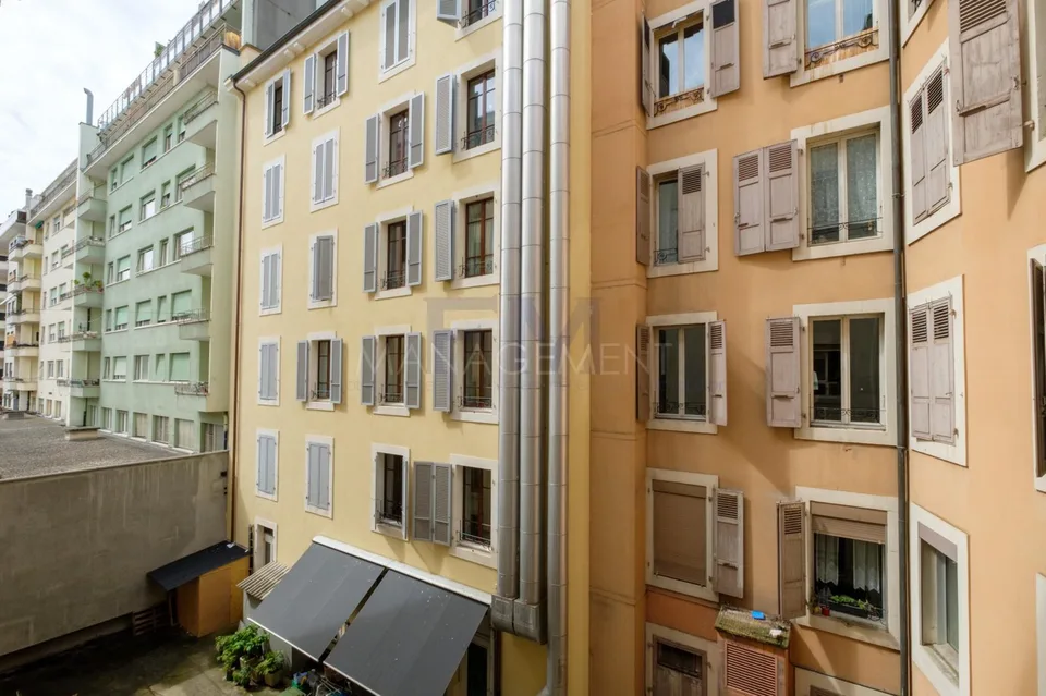 Rue Henri-Christiné ? 3.5 rooms of approx. 70.6 m² on the 5th floor & converted attic