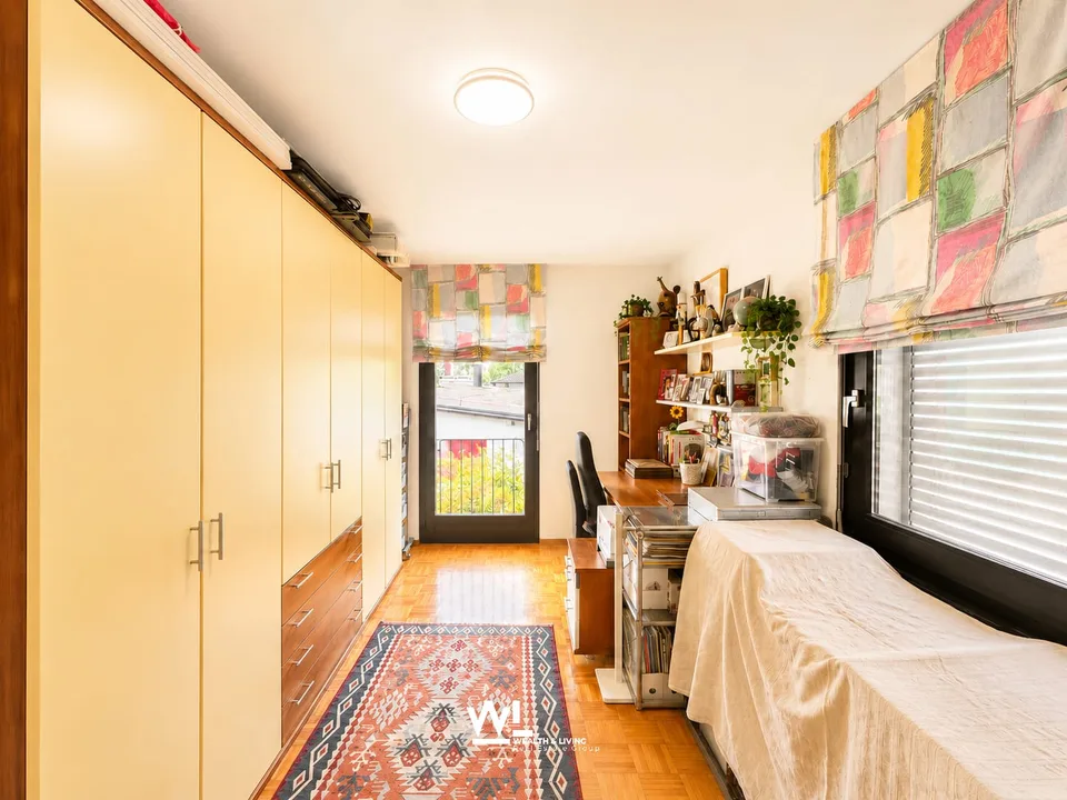 Ampia casa unifamiliare di 5,5 locali con vista panoramica, terrazze e giardino in vendita a Vacallo