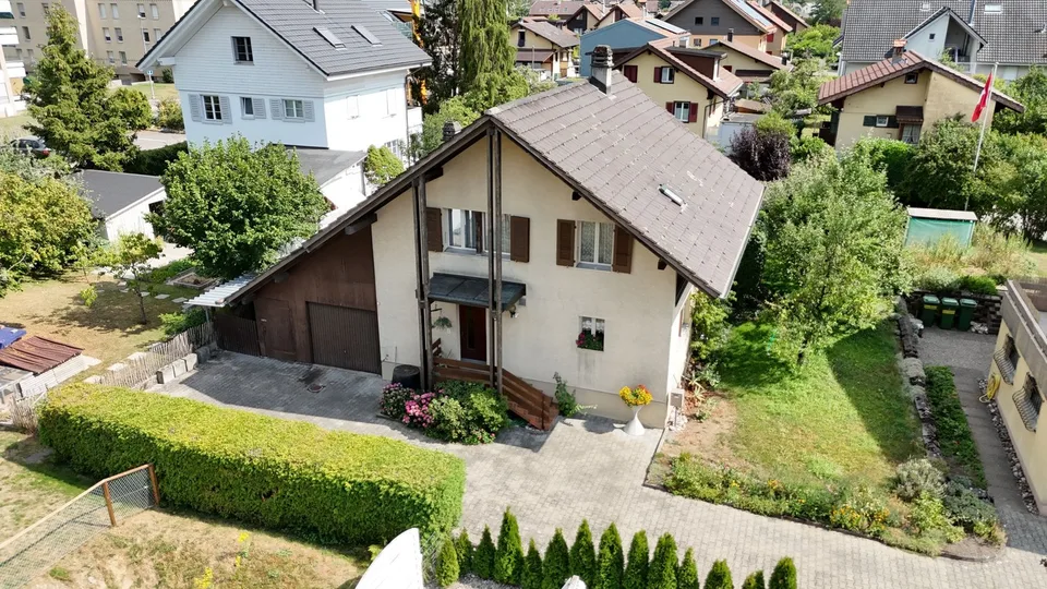 5-Zi. EFH mit Garten "im Kaliforni" Steffisburg