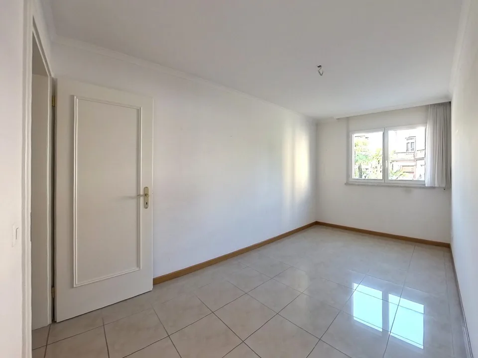 Appartement 4½ pièces avec 3 balcons à Locarno