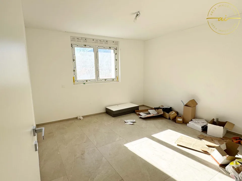 VILLA BIFAMILIARE DI NUOVA COSTRUZIONE CON DUE APPARTAMENTI INDIPENDENTI A CRESCIANO