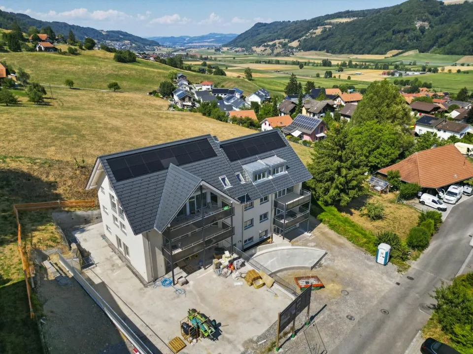 Appartamento di 4.5 locali al piano terra con giardino