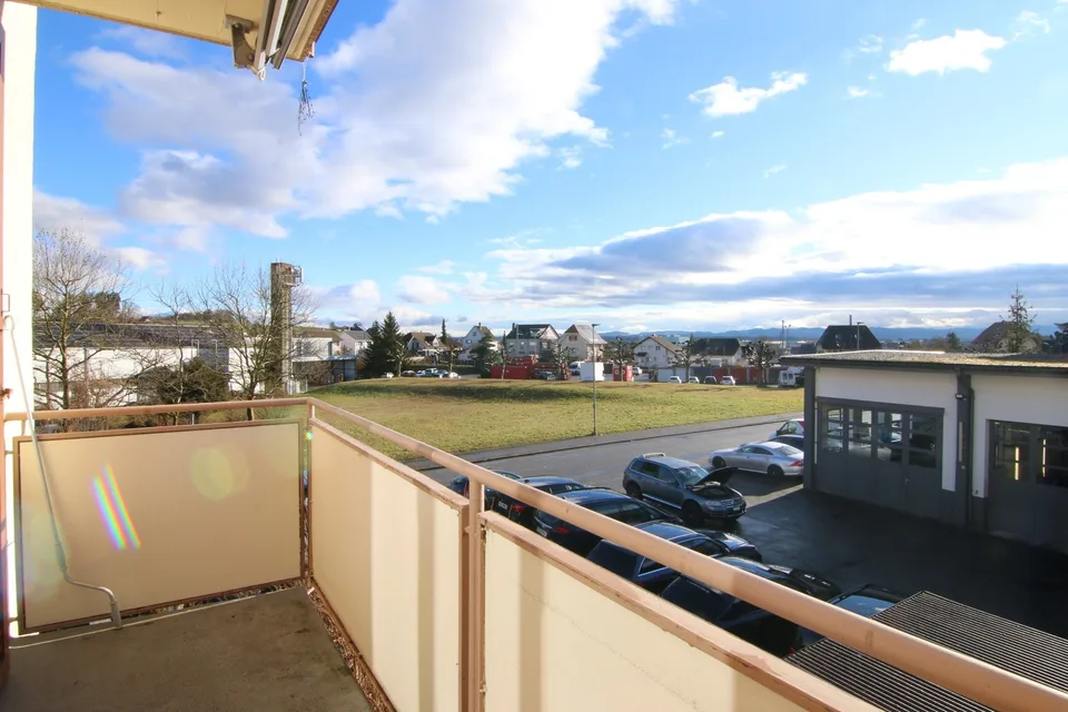Bright 3-room apartment after complete renovation in Biberist