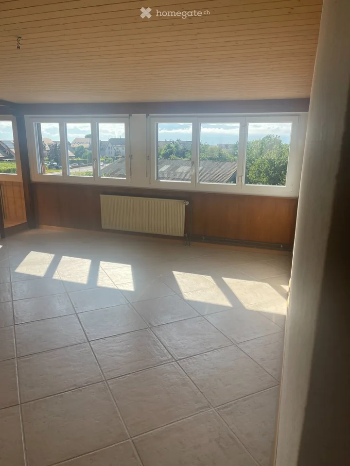 Mansardendachwohnung mit 4.5 Zimmern