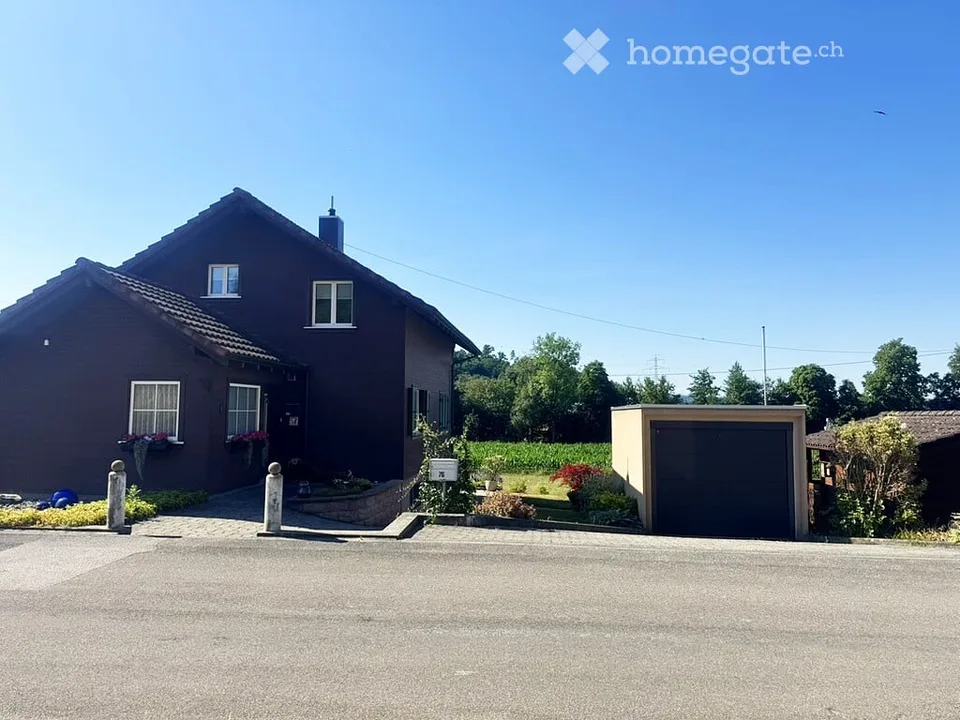 Charmant chalet 4½ pièces avec grand jardin – situation calme à Oftringen