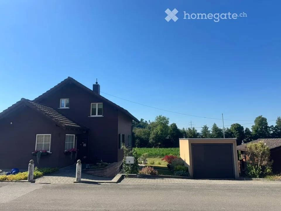Charmant chalet 4½ pièces avec grand jardin – situation calme à Oftringen