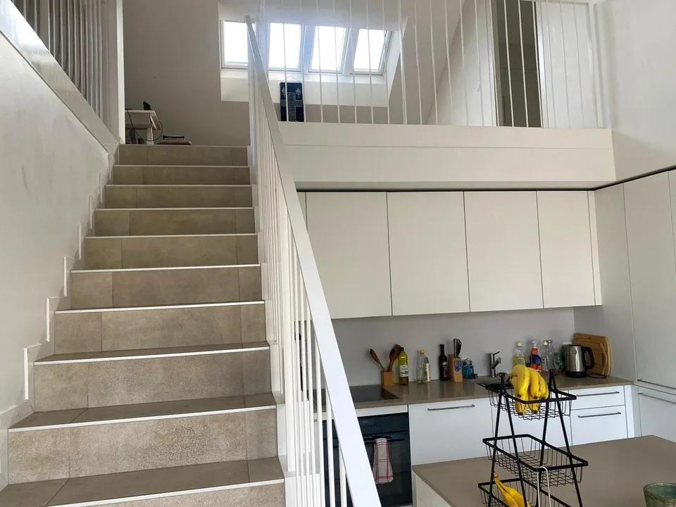 Schönes neuwertiges 4.5-Zimmer-Dachapartment in Eysins