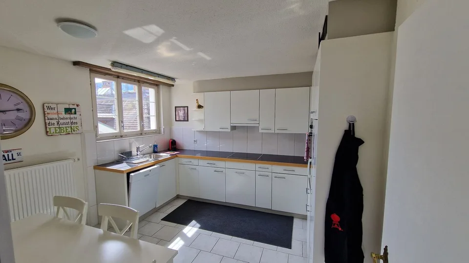 Lakefront Investment! MFH mit 12 Einheiten - erstklassiger Lage!