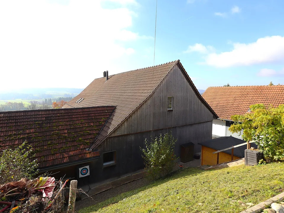 Einseitig angebautes Einfamilienhaus