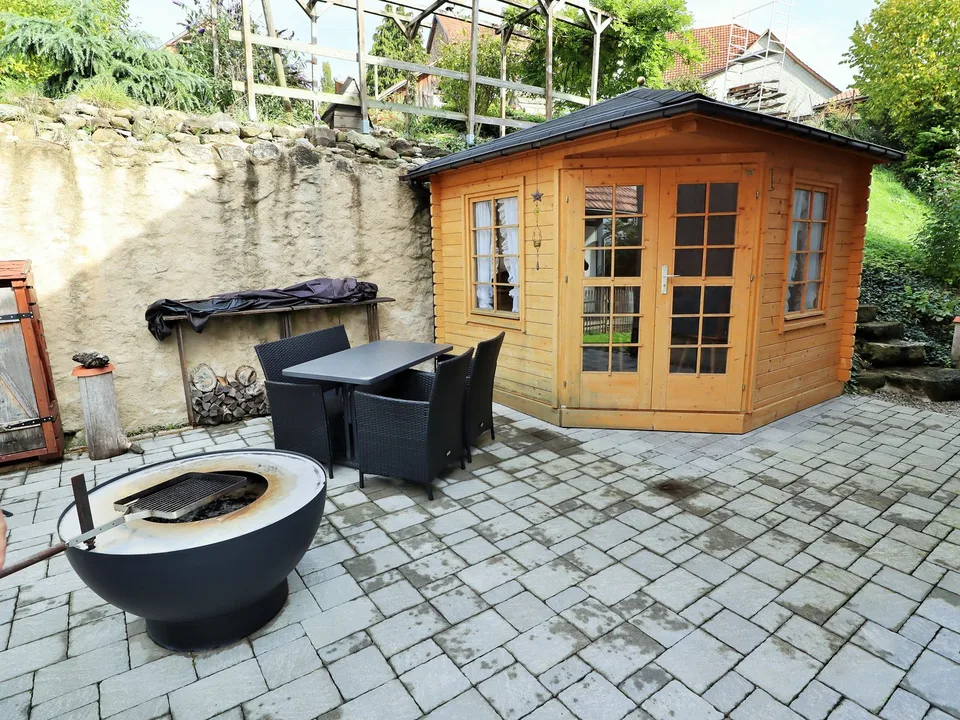 Einseitig angebautes Einfamilienhaus