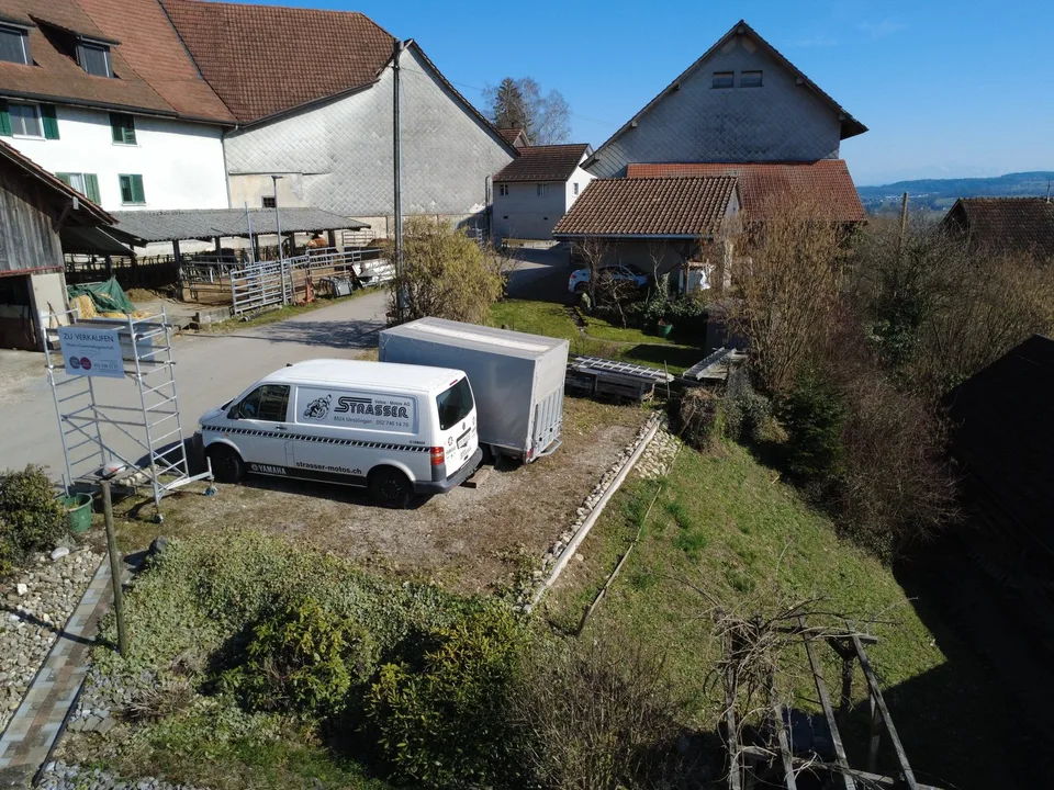 Einseitig angebautes Einfamilienhaus