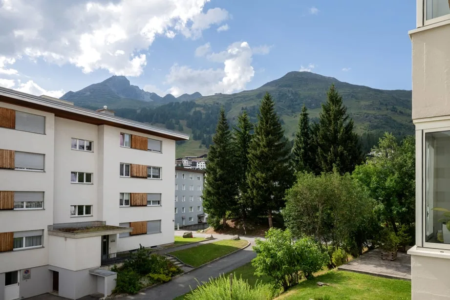 Attractive 3.5-room apartment in top location in Davos Dorf