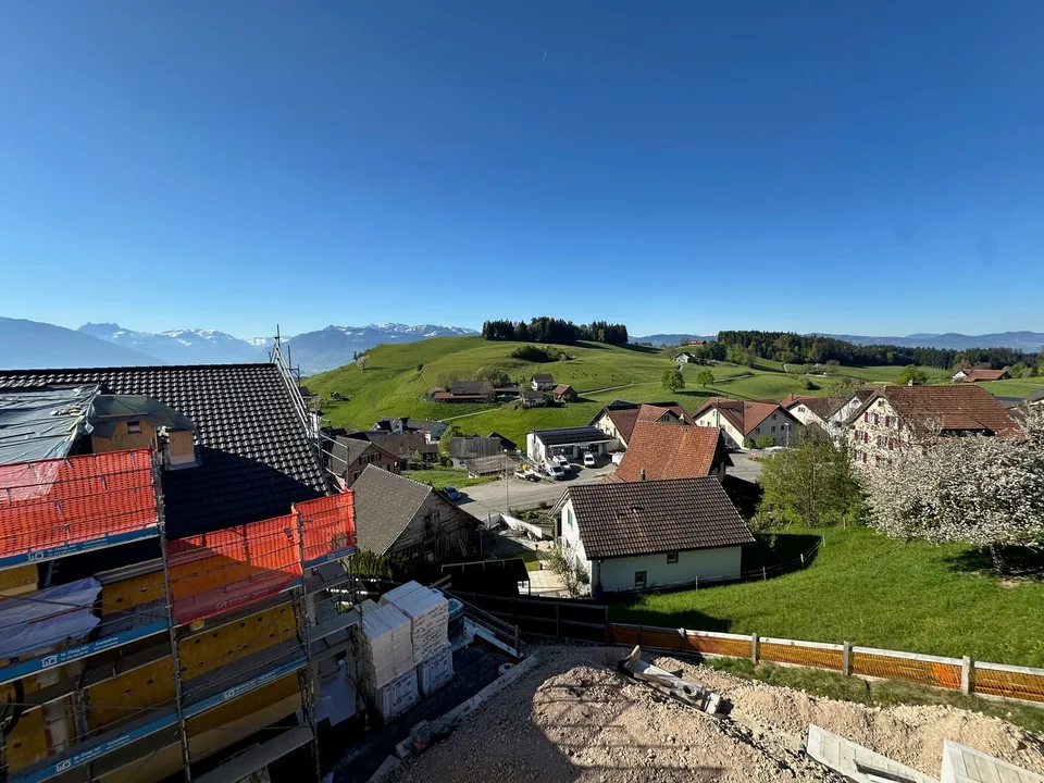 6 1/2-ROOM SINGLE-FAMILY HOME / SUN / NATURE / IN-LAW APARTMENT