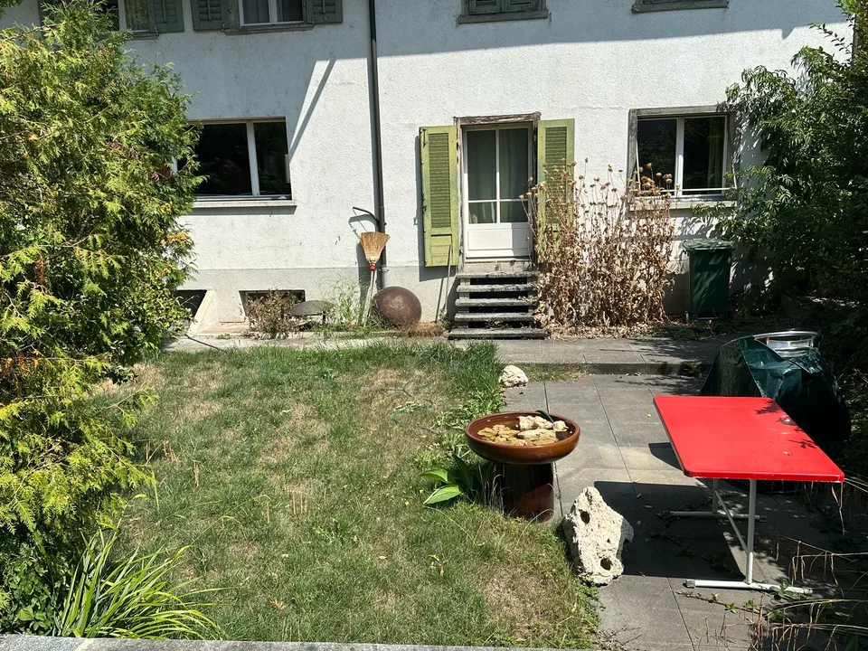 A gem with development potential in the city center - two residential units
