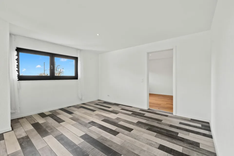 Moderne und lichtdurchflutete 3.5-Zimmer-Wohnung (Baujahr 2018)