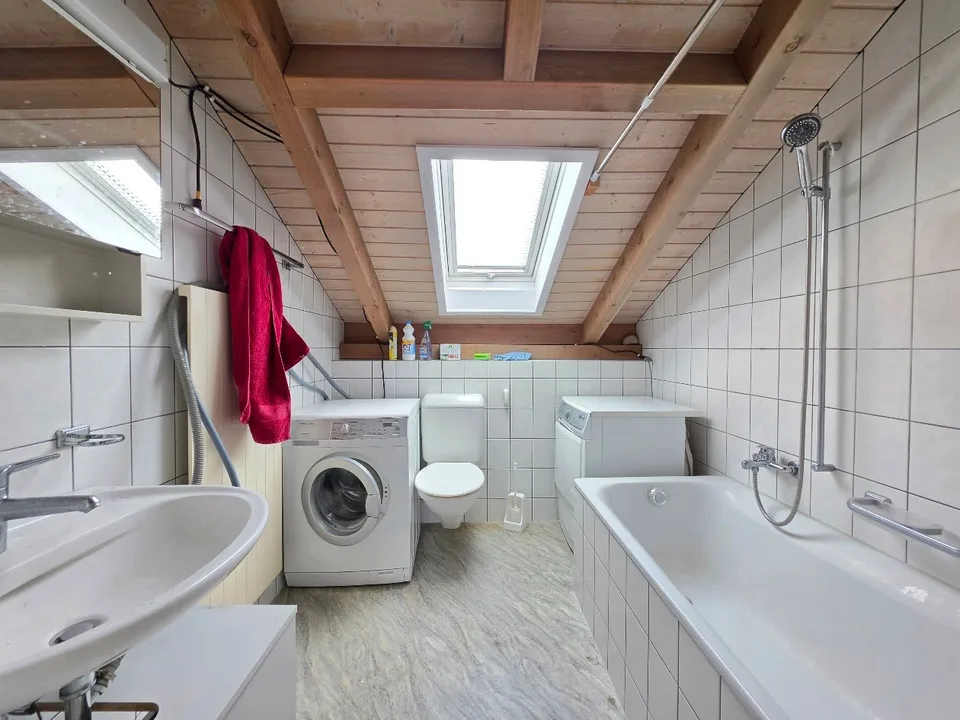 Appartement mansardé spacieux et accueillant!