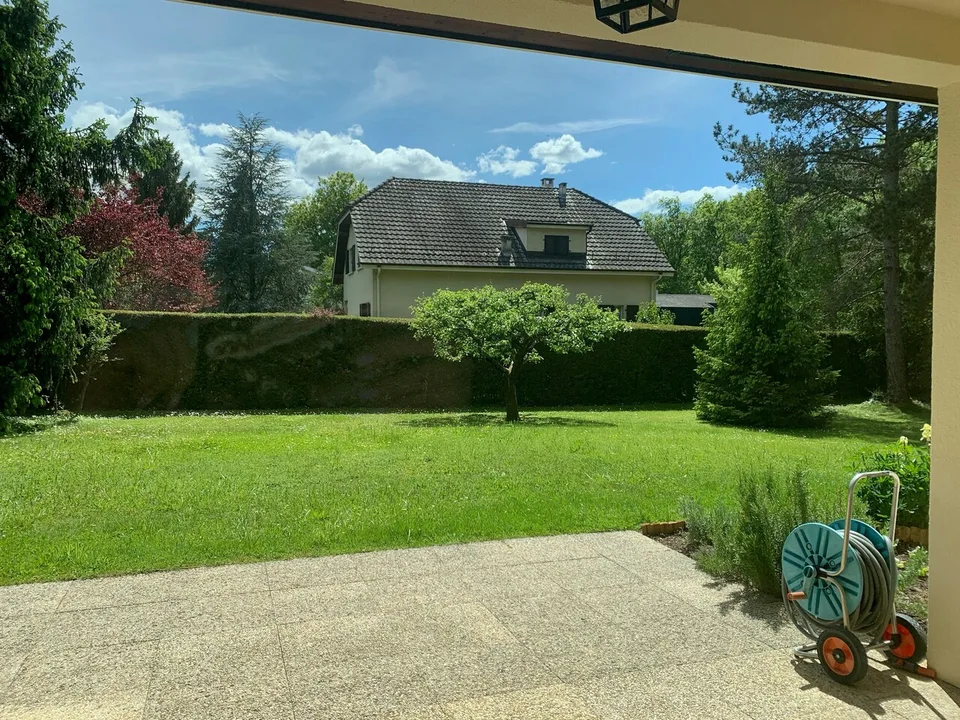 Charmante villa de 6 pièces à Veyrier