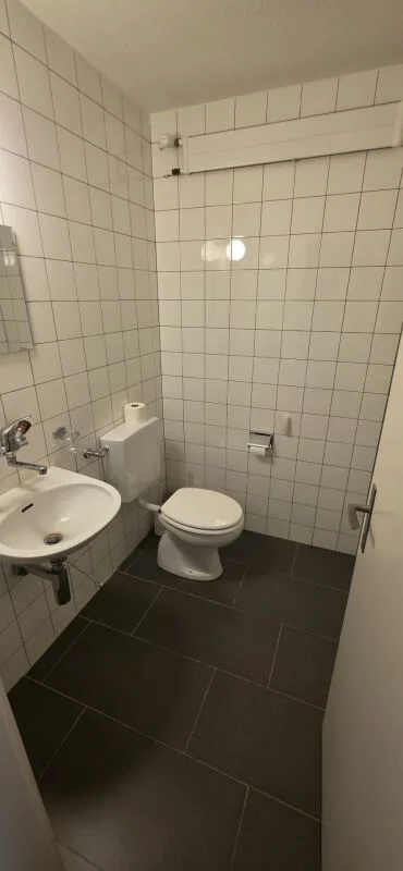 Bright, Spacious 4.5-Room Apartment
