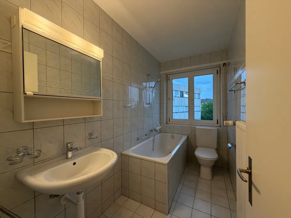 Renovierte 3.5-Zimmer-Wohnung in Zuchwil – sofort verfügbar!