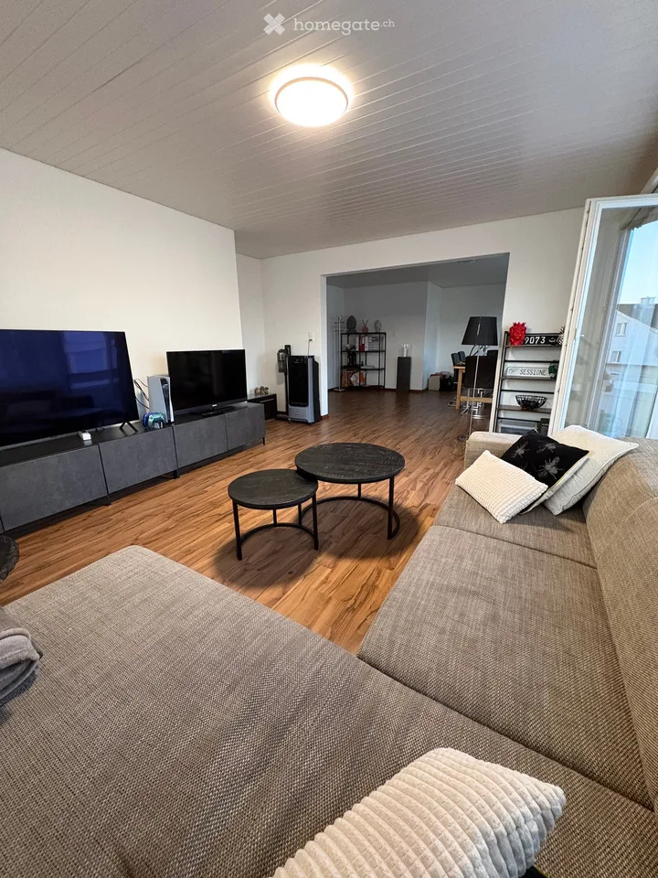 3-Zimmer-Wohnung – grosszügig, preiswert und teilsaniert