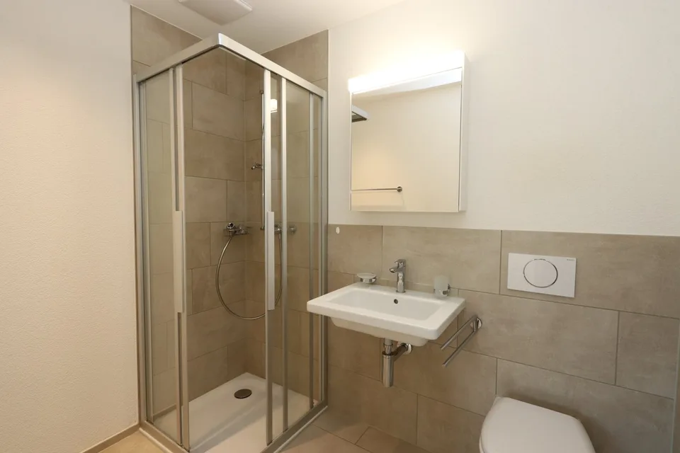 Habitation exclusive au-dessus des toits de Rothrist, appartement en attique moderne de 4,5 pièces