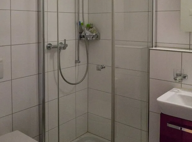 Bright 3.5-Room Apartment with Balcony in Wallisellen – Minergie Certified