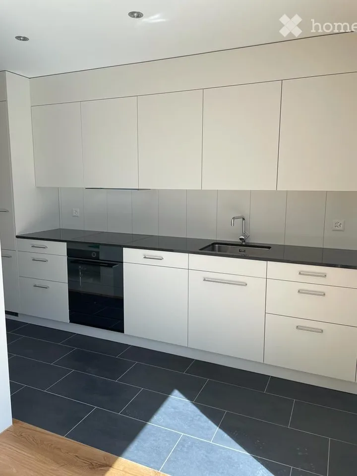 Modern 2-room apartment in a quiet location with a large balcony