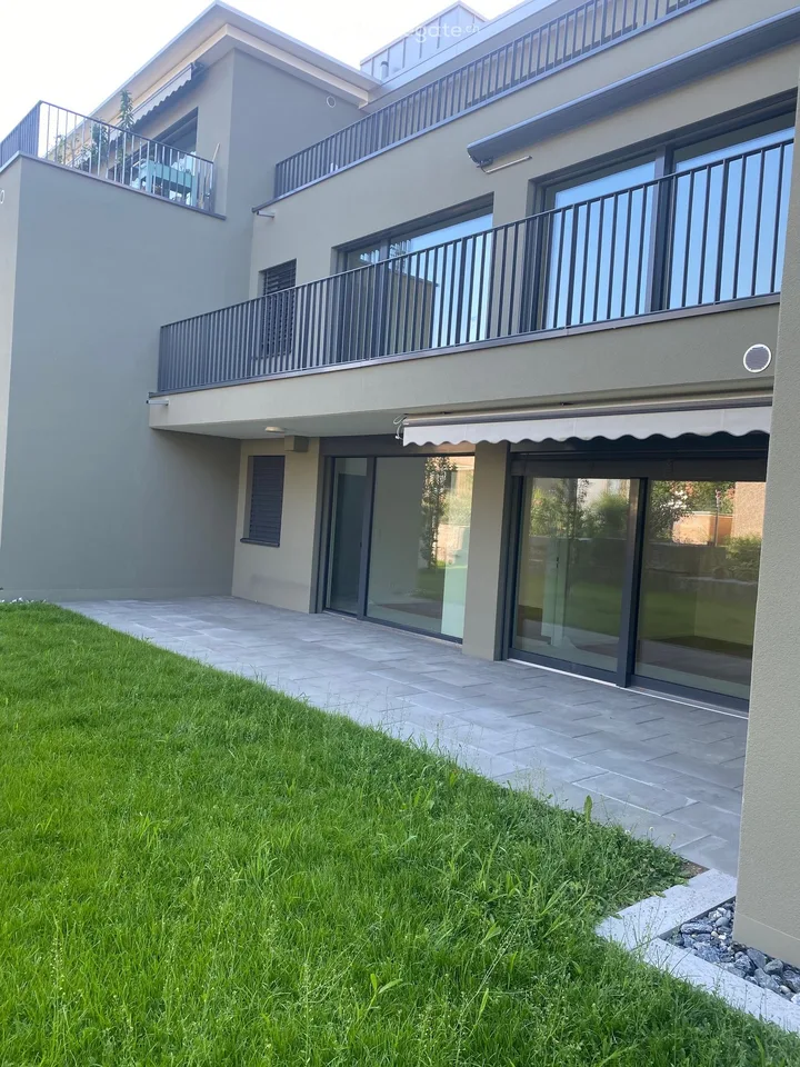 Modern 2-room apartment in a quiet location with a large balcony